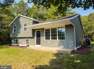 451 High Ln, Mathias, WV 26812