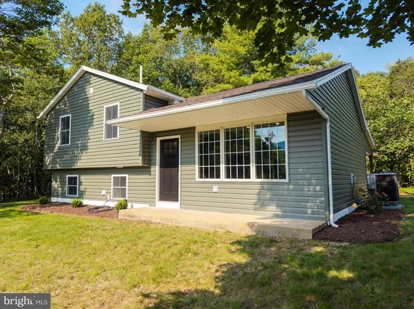 451 High Ln, Mathias, WV 26812