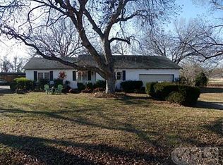 4108 Shorewood Dr, Arlington, TX 76016