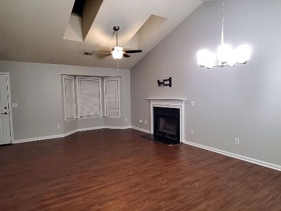 4th image of 817 Quail Cove Ct