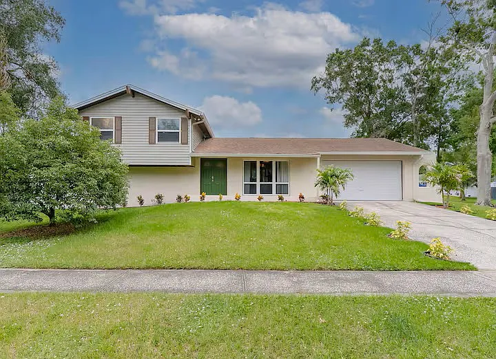 4 bed, 1710 sqft, $3,200 — Photo 1