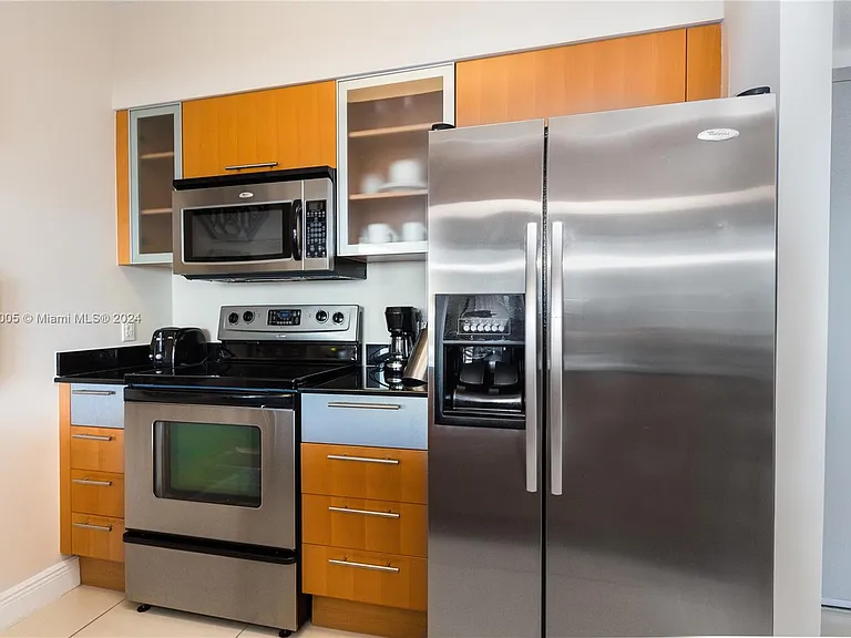 1750 N Bayshore Dr #3512 — Photo 8