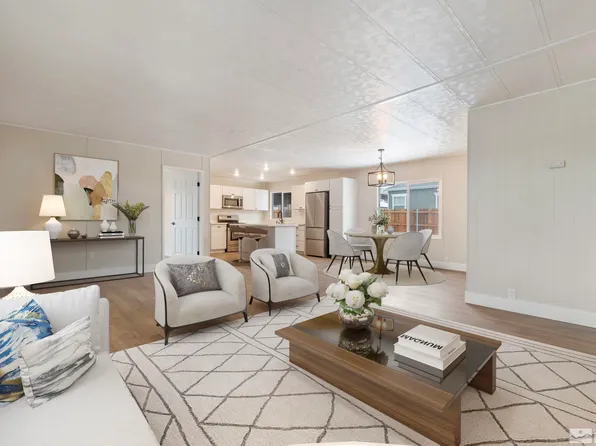 5861 Applegate Dr, Sun Valley, NV 89433