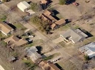 3513 Shoreview Dr, Cleburne, TX 76033