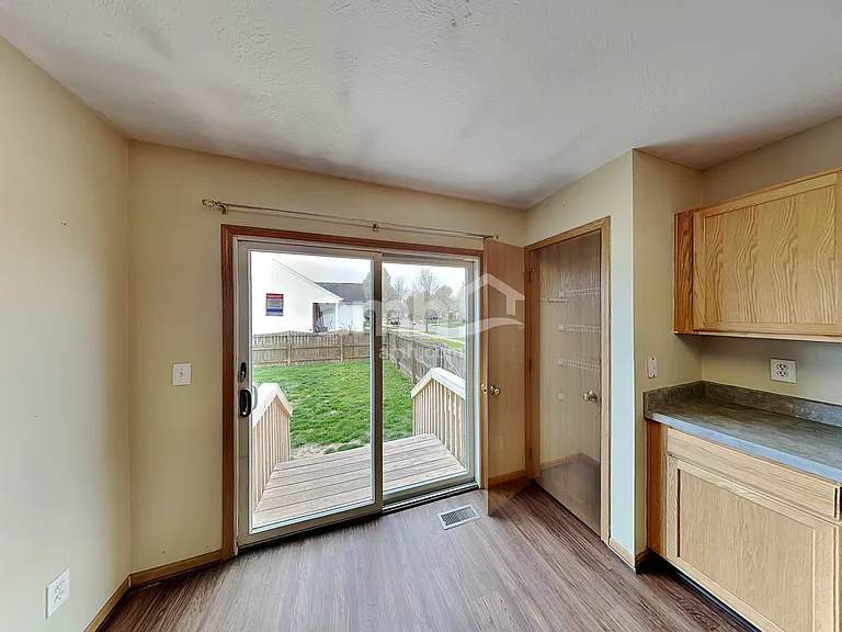 1833 Kathiwade Dr — Photo 4