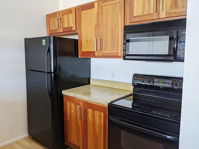 Mercury - Residential — Photo 84