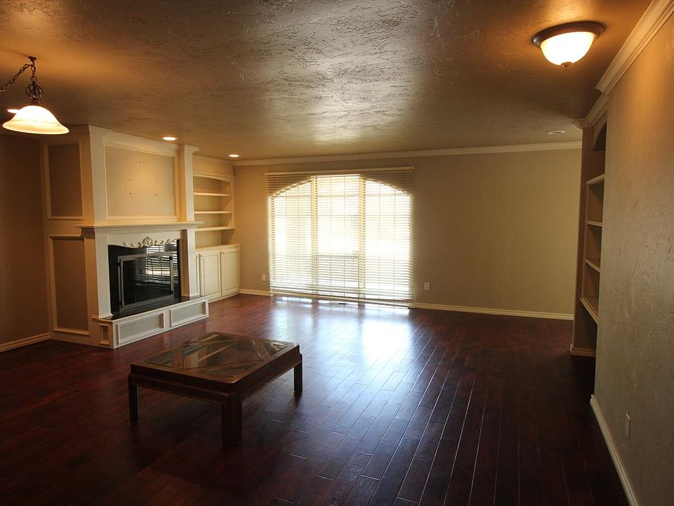 1st image of 3000 Rosewood Ln