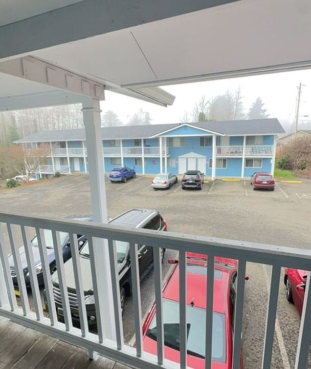 2nd image of 1405 E Beacon Ave #10