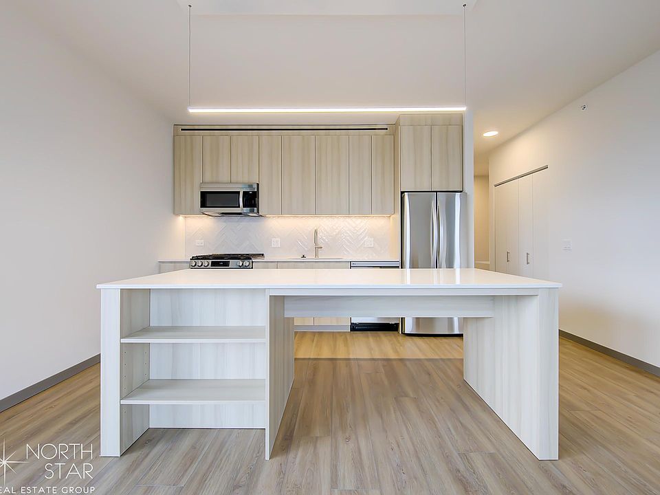 1st image of 503 S Damen Ave #615