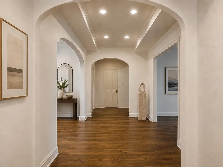 4300 N Marine Dr #503 — Photo 4