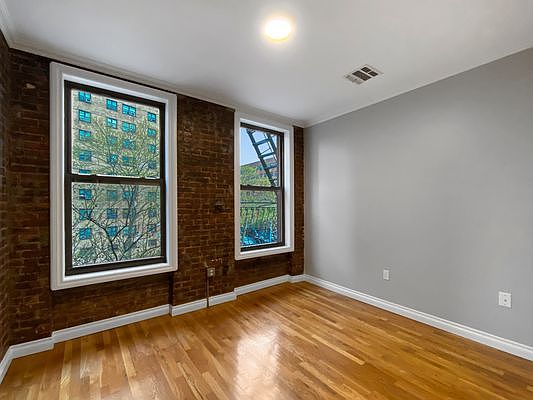 4th image of 2647 Frederick Douglass Blvd APT 3B
