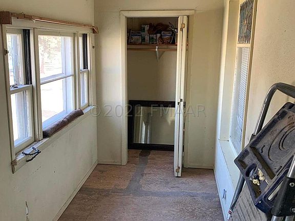 3rd image of 342 Langer Ave S