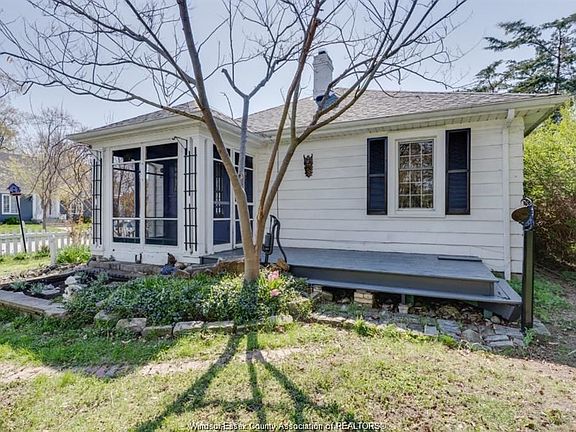 2nd image of 811 Patrice Dr