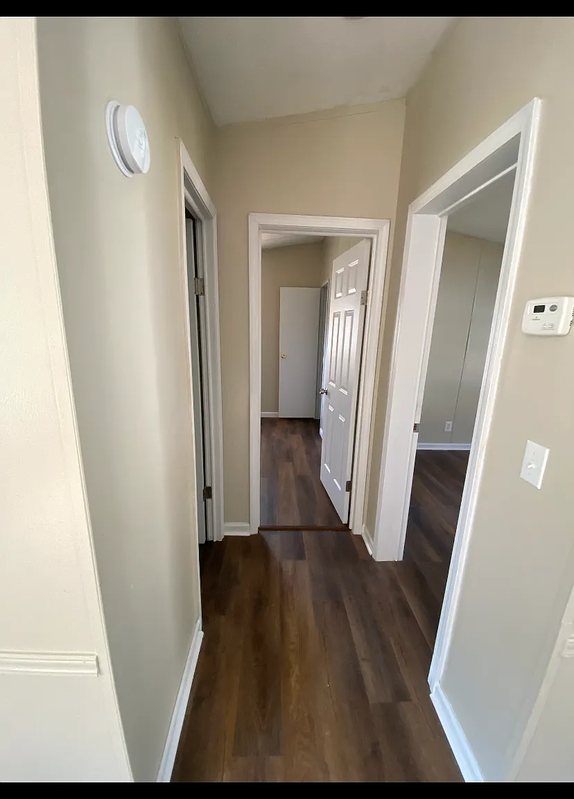 211 Bluebird Ct — Photo 4