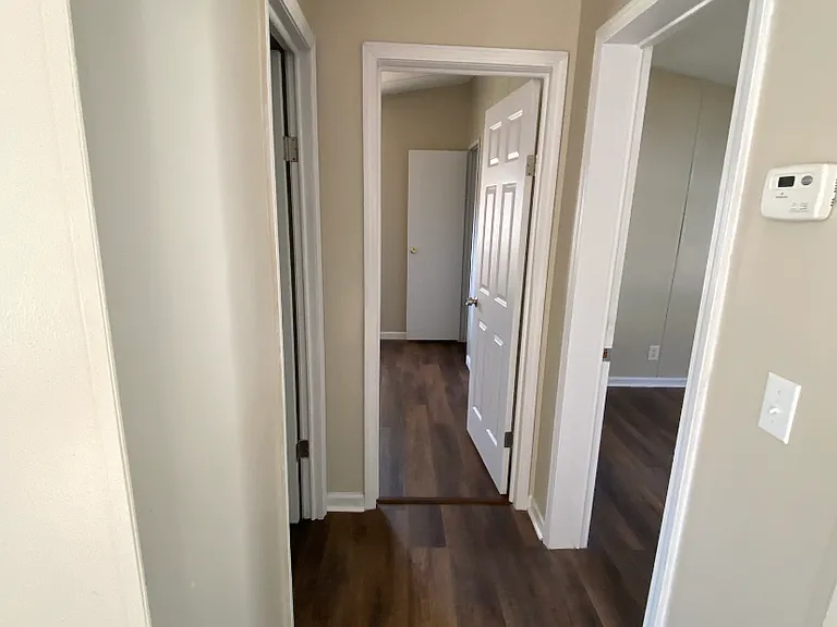 211 Bluebird Ct — Photo 4