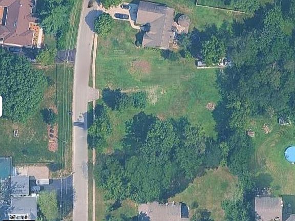 4th image of 3S721 Warren Ave