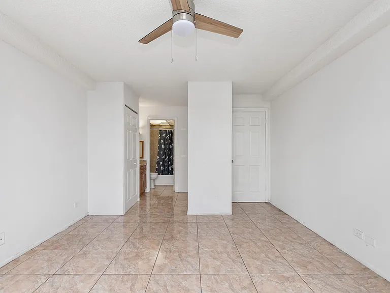 3710 Inverrary Dr #2G — Photo 14