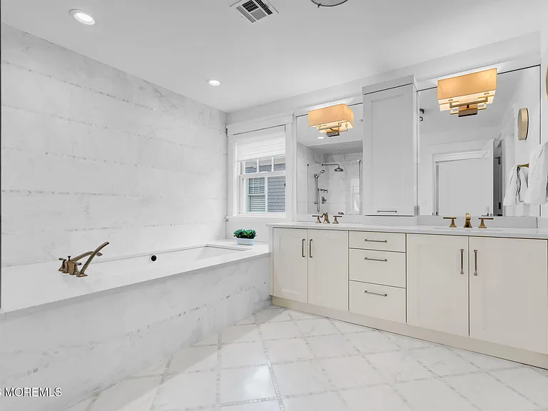 218 Worthington Ave — Photo 24