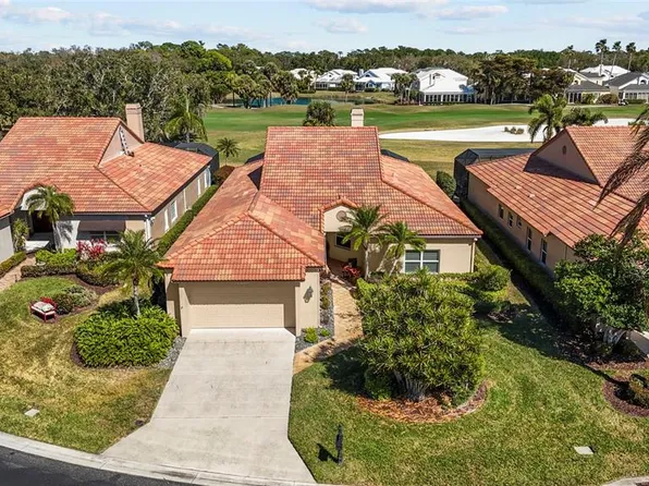 7715 Calle Facil, Sarasota, FL 34238