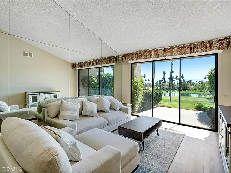 39856 Narcissus Way — Photo 7