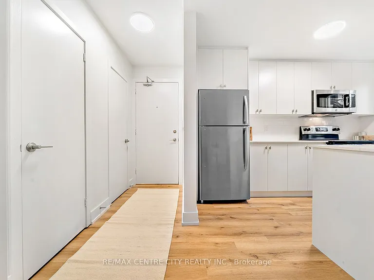 232 Elm St #13 — Photo 8