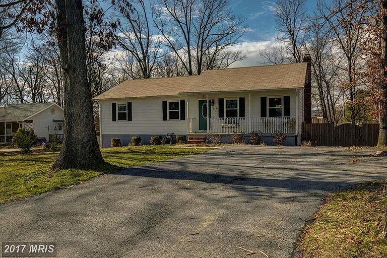 1st image of 110 Grove Ct
