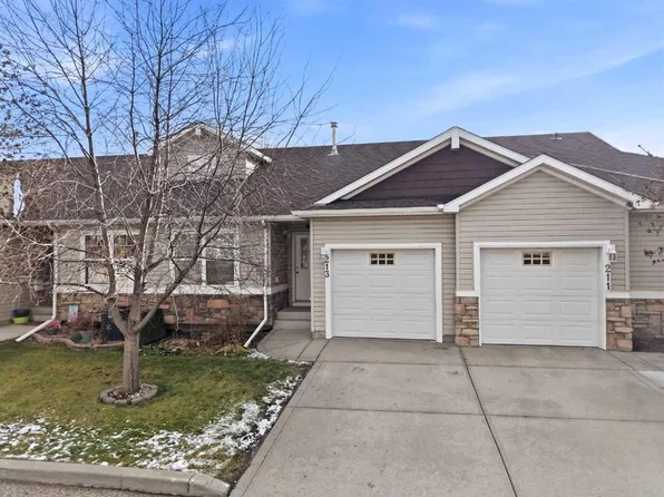 213 NW Jenkins Dr, Red Deer, AB T4P 3X1