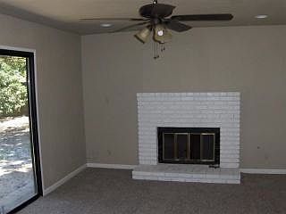 3rd image of 282 N Ezie Ave