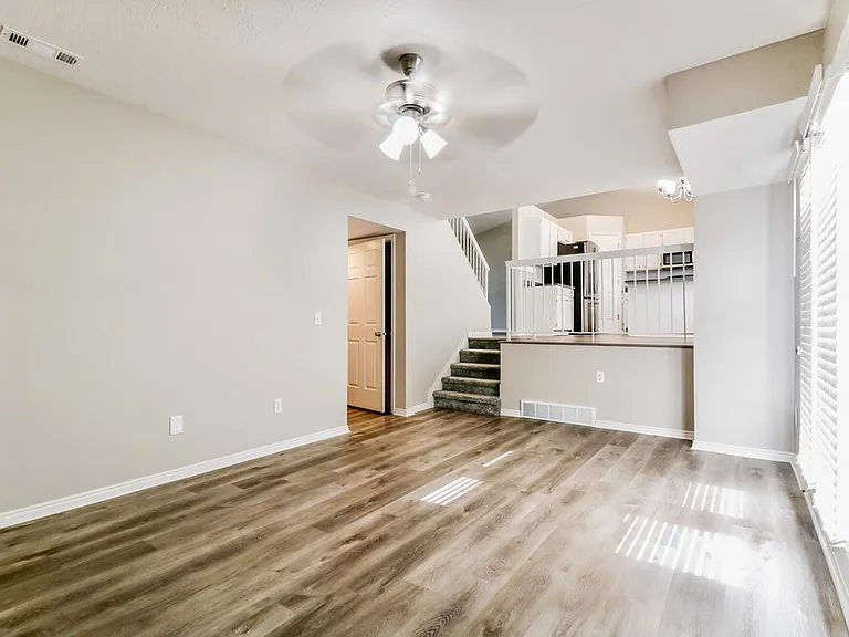 5831 S Clear Vista Dr — Photo 6