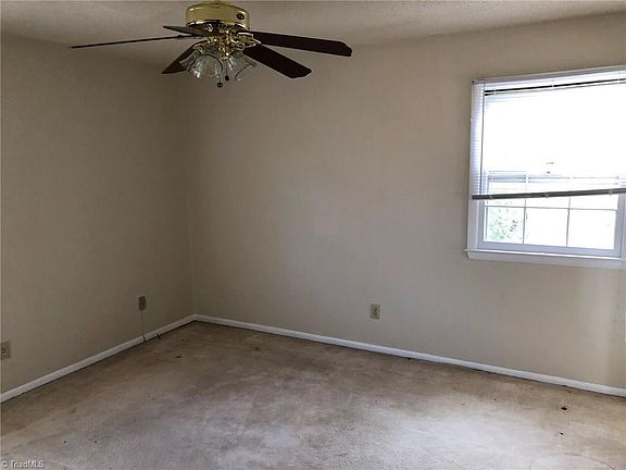 4th image of 5404 Mesa Ct NW