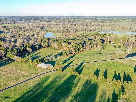 4th image of 2302 County Road 1405