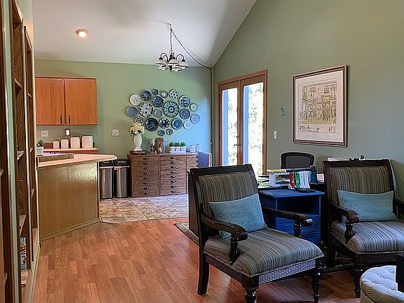 2nd living are and dinette
