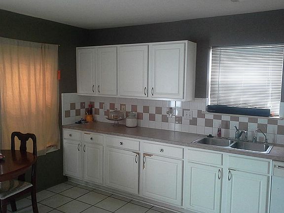 4th image of 5818 Westminster Village Dr
