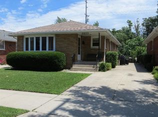 2023 Schrage Ave, Whiting, IN 46394