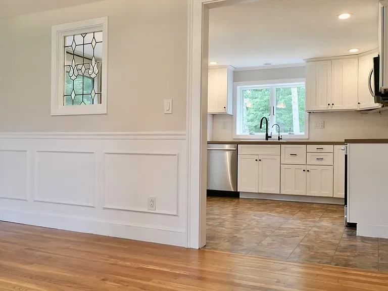 132 S Main St — Photo 5