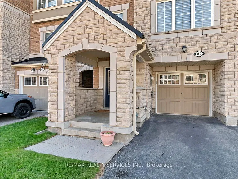 84 Bannister Cres — Photo 5