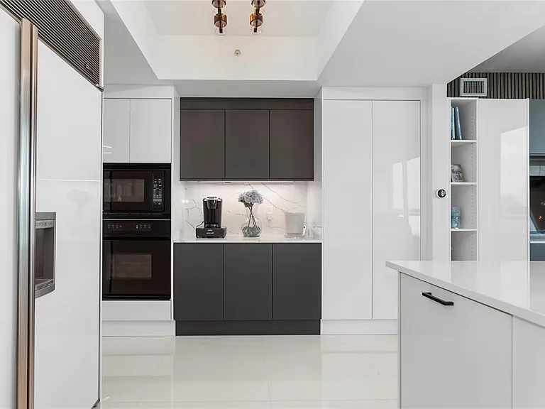 3535 S Ocean Dr #402 — Photo 9