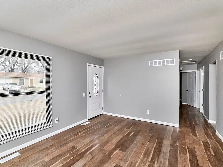 3049 Orton St — Photo 10