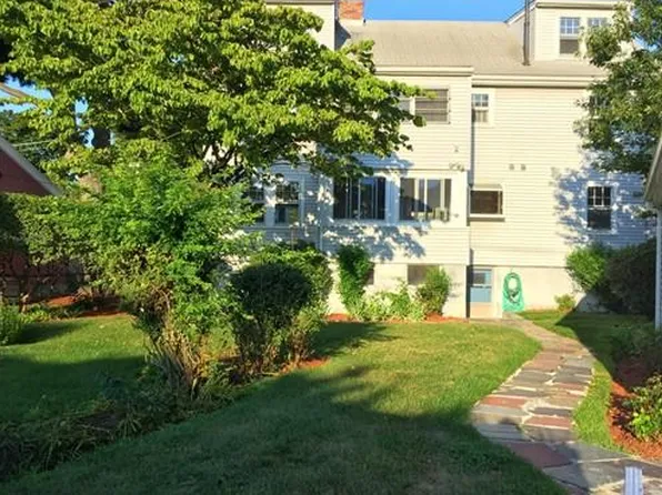 218-220 Blanchard Rd #1, Belmont, MA 02478