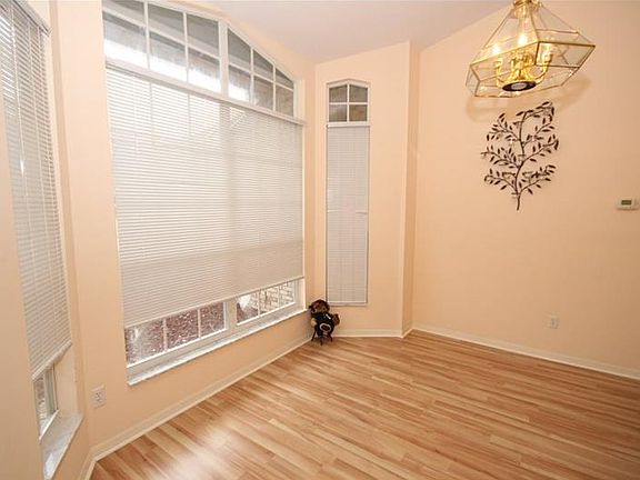 4th image of 4753 Gorham Ave