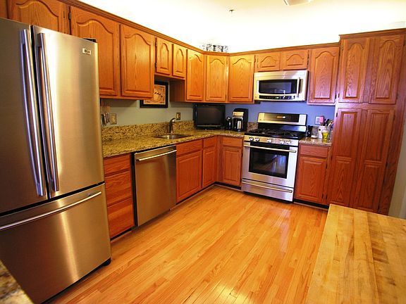 4th image of 11781 Rockaway Ln #51