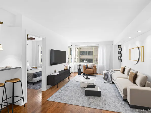 415 East 52nd Street image 1 of 12