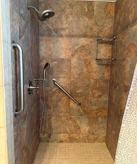 5031 Twin Candle Dr — Photo 4