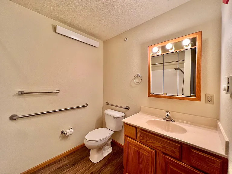 901 Dominion Dr #201 — Photo 8