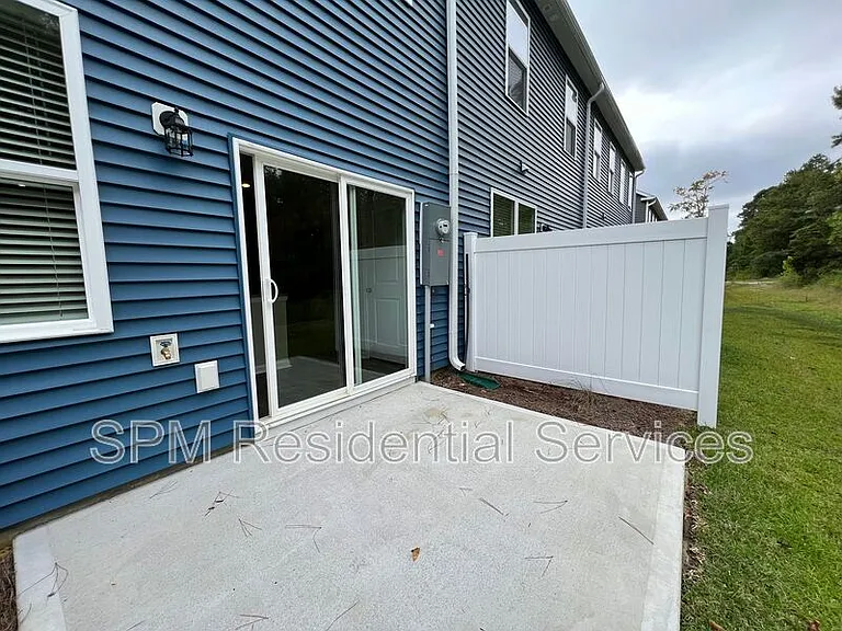3618 Roseblossom Dr — Photo 18