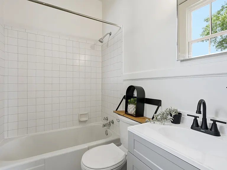 405 Perry Ave #3 — Photo 13