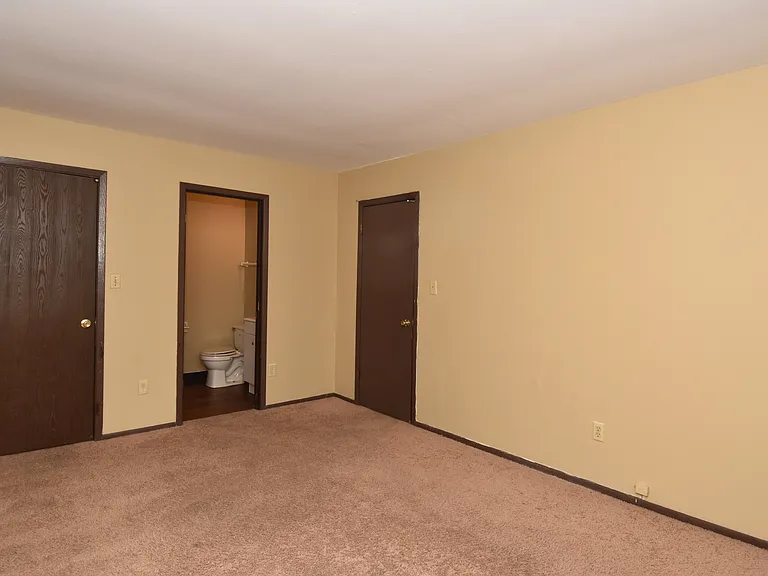 7032 W Fond Du Lac Ave #106 — Photo 16