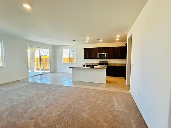 3rd image of 1403 Finestra Dr