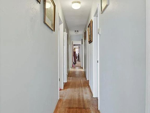 4th image of 986 9th St