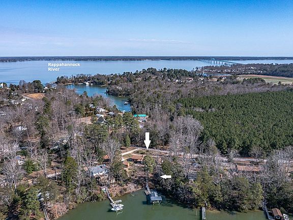 2nd image of 433 Long Point Ln